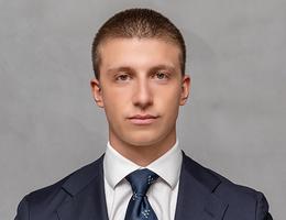 العميل Zachary Trengove