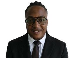 Agent James Saunders