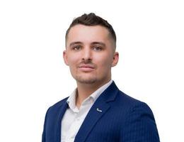 العميل Matthew Peter Bougourd