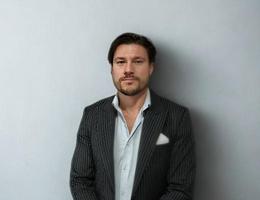 Agent Joshua Menzies