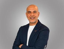 العميل Amer Omarzay