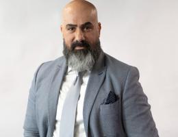 العميل Khaled Yaseen