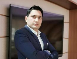 العميل Umair Shahid