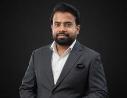 العميل Anubhav Bhatia