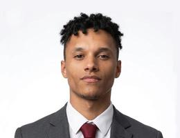 العميل Josh Lock