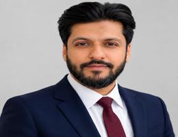 العميل Omer Nadeem