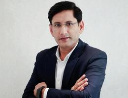 Agent Atif Waqar