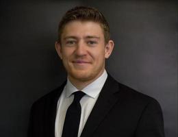 العميل Matthew Miller
