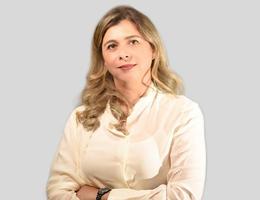 Agent Shereen Almuhtaseb