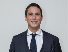 العميل Victor Kelly