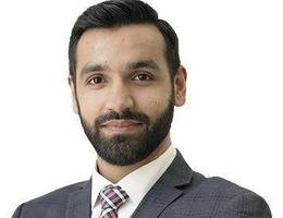 العميل Umair Tahir