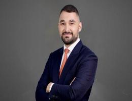 العميل Sergo Sirbiladze