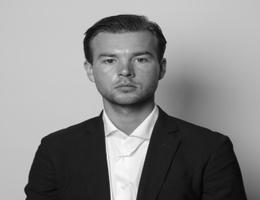 العميل Alvin Moorman