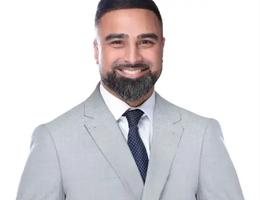 العميل Ali Hussain