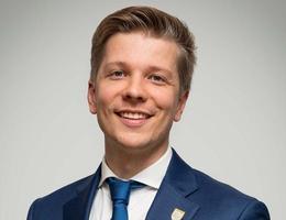 Agent Maksim Tsiazhkin