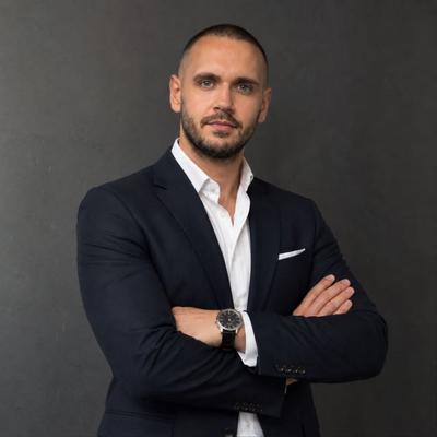 Agent Bassam Sfarjilani