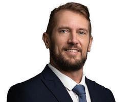 Agent Neville Den Boestert