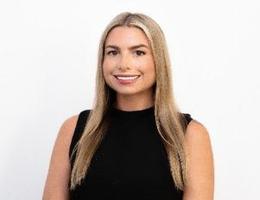 العميل Alexandra Tonge