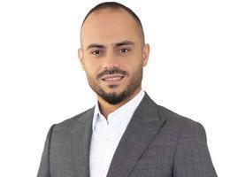 العميل Tariq Ahmad