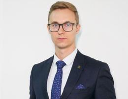 Agent Artem Frolov