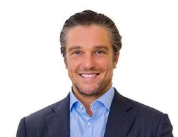Agent Lewis Bloor