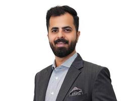 العميل Hamza Imtiaz