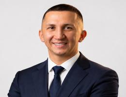 العميل Khayrullo Mirzaev