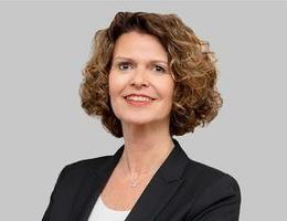 Agent Pamela Taubert