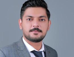 العميل Shah Zain Ishfaq