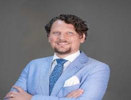 العميل Jasper Roode