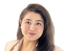 Agent Mansi Paryani