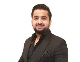 العميل Wajahat Israr