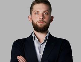 العميل Mikhail Zheltobryukhov
