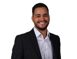 العميل Emre Aktuerk
