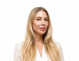 العميل Iva Saric