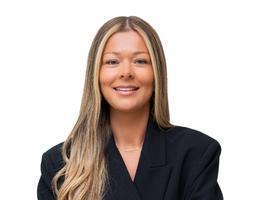 Agent Laura Almoukov