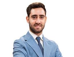 Agent Julio Barros