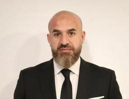 العميل Ahmad AlGuzo
