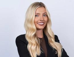 Agent Chloe Cromar