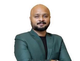العميل Khizer Riaz