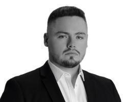 العميل Alexander Gulley