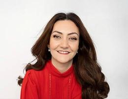 العميل Sara Pirzad