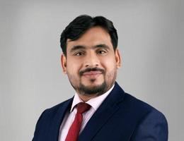 العميل Kazim Abbas