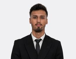 العميل Aniees Khan