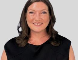 العميل Joanne Derrick