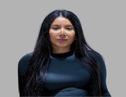 العميل Ashley Roman