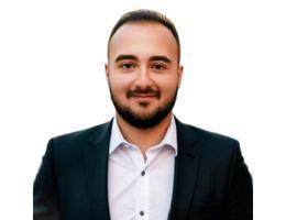 العميل Moaaz Orabi