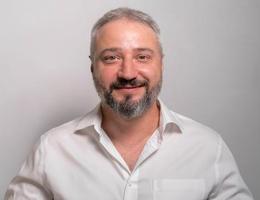 Agent Artaches Grigorian