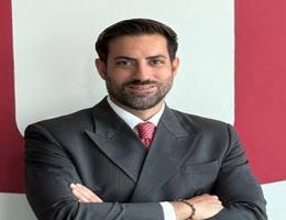 Agent Luca Vallelonga