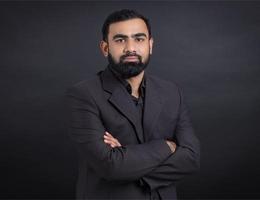 العميل Hamza Zafar